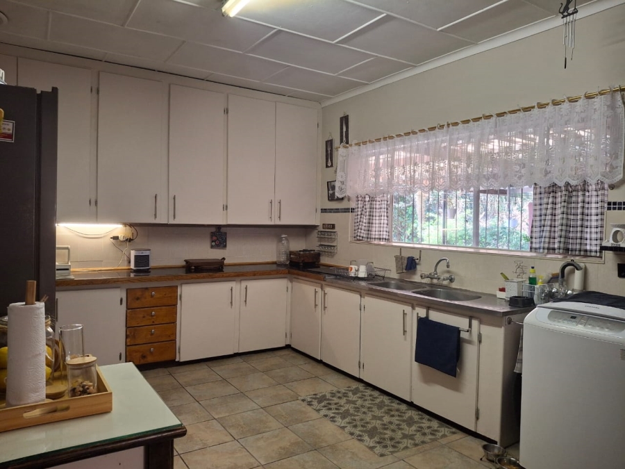 3 Bedroom Property for Sale in Summerpride Eastern Cape